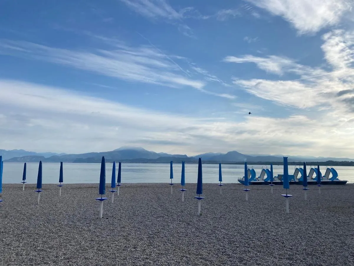 Plaza Lago Di Garda Peschiera del Garda Italien