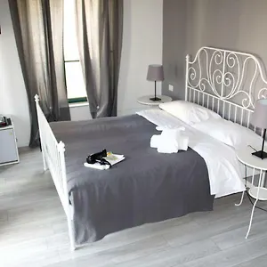 del-toscano-home.catania-hotels.net/