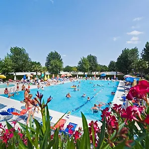 Camping Happy Camp Mobile Homes In Butterfly Village, Peschiera del Garda