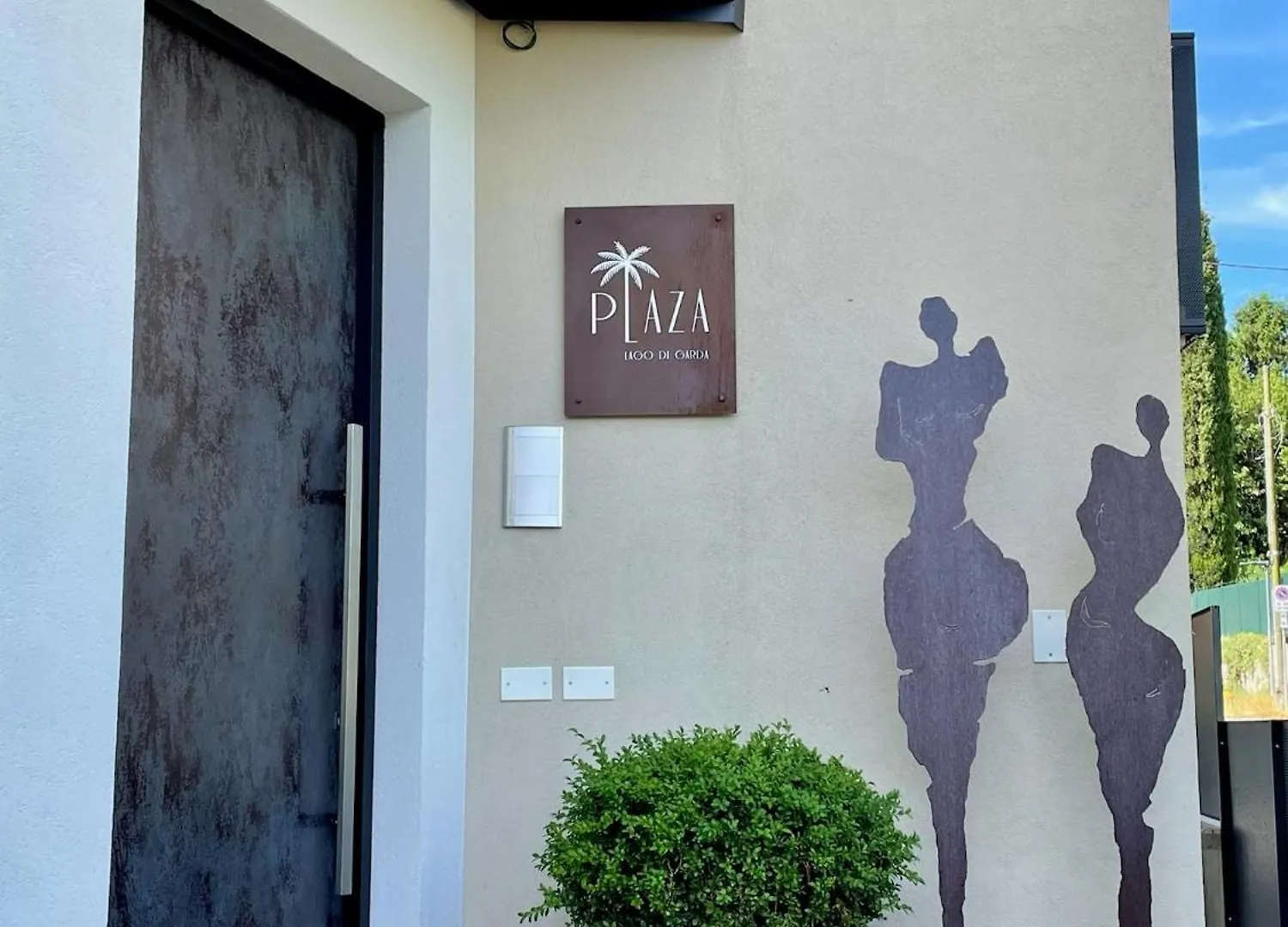 Plaza Lago Di Garda Peschiera del Garda İtalya